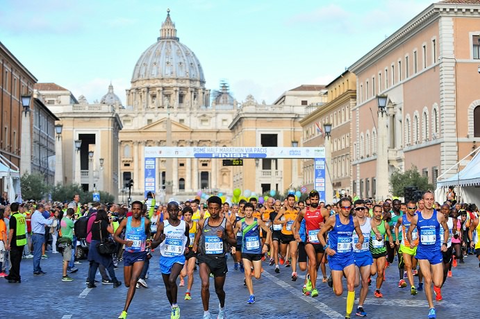 Tra i santuari di cinque confessioni religiose si correrà la Rome Half Marathon