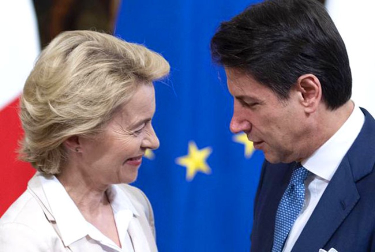 Bruxelles, incontro tra il premier Conte e Ursula von der Leyen: “Oggi l’Italia è più forte”