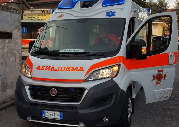 Calvenzano (Bergamo), 11enne si stringe al collo una fascetta autobloccante: è in prognosi riservata