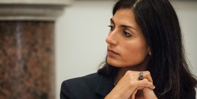 La Sindaca Raggi saluta e ringrazia gli Assessori tecnici, rimpasto politico nelle Giunta