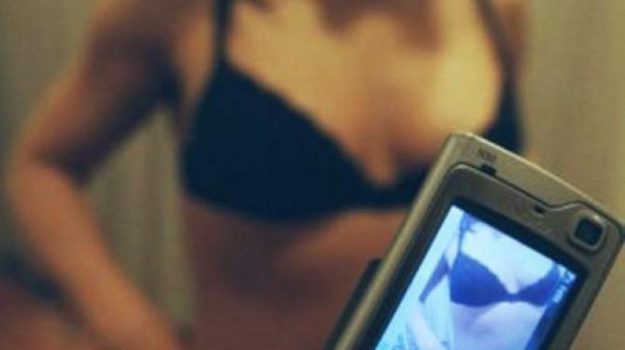 Catania, identificato e denunciato un 31enne che aveva pubblicato foto hot di una sua ex