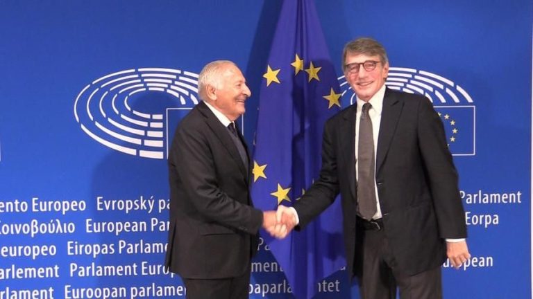 Diritti d’autore, il presidente del Parlamento Ue Sassoli ha incontrato Mogol (Siae)