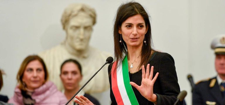 L’annuncio della Sindaca Raggi: “Nuova corsia preferenziale a Corso Sempione”