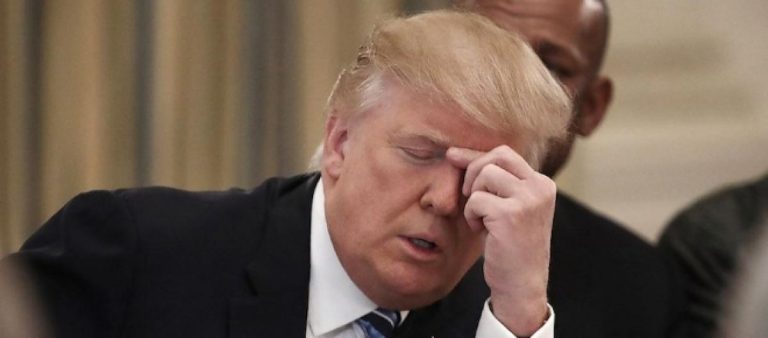 Usa, Nancy Pelosi rompe gli indugi: al via la richiesta formale di impeachment per il presidente Trump: “Ha tradito il Paese”