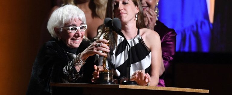 Cinema, Lina Wertmuller riceve l’Oscar alla carriera a Los Angeles