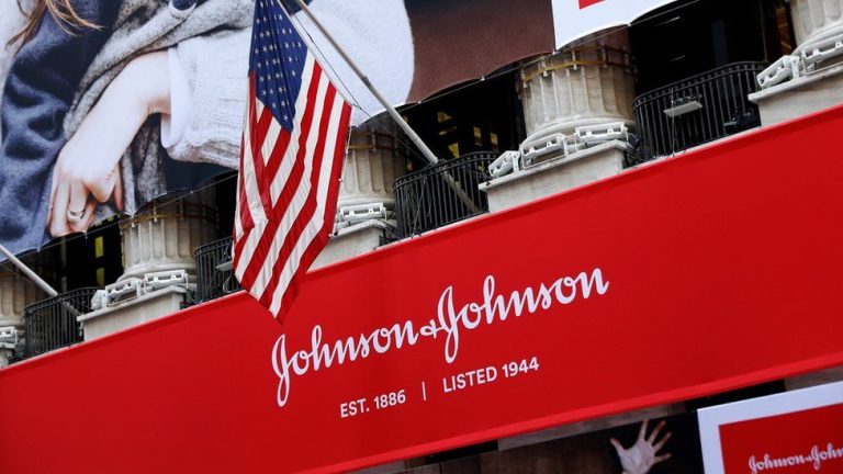 Usa, maxi multa per Johnson & Johnson: 8 milioni per i danni ad un bambino causato da un farmaco