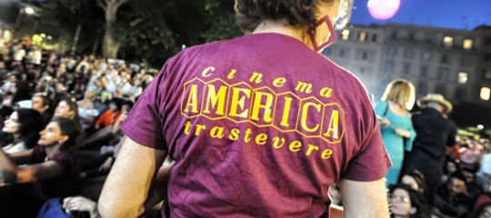 Roma, aggressione ai ragazzi con la maglietta cinema America: tre giovani in manette