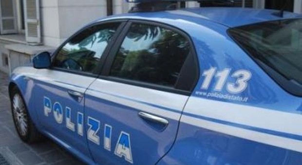 Roma, tenta di strangolare la convivente: arrestato 37enne alla Collina Fleming