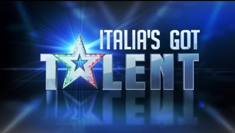 Caccia al vincitore di ‘Italia’s Got Talent’. Ha accoltellato un suo amico musicista