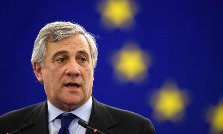 Forza Italia, parla Tajani: “Siamo pronti alla rivolta fiscale”