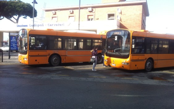 Via Ancona chiusa per lavori stradali, ecco le deviazioni delle linee dei bus urbani 27 – 28 – 30 – 31 – 32