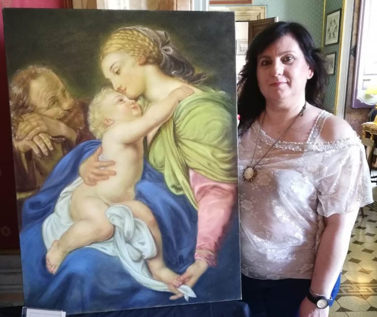 “L’amministrazione comunale del sindaco Grando si congratula con la pittrice  Felicia Caggianelli vincitrice del concorso “La tela del mese”
