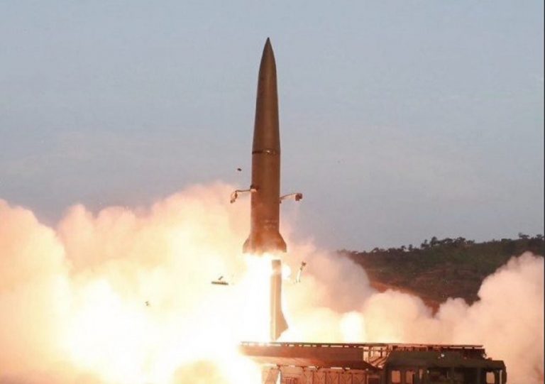 Corea del Nord, la protesta di Tokio: Lanciati due missili balistici