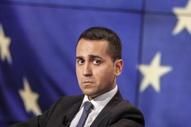 M5S, Luigi Di Maio ha deciso: nelle elezioni in Emilia e Calabria il movimento correrà da solo