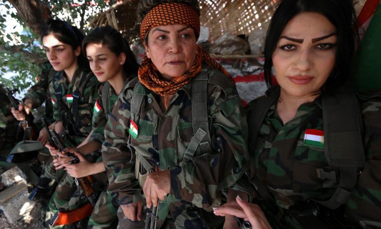 La denuncia dei curdi: “Gli invasori turchi usano armi non convenzionali”
