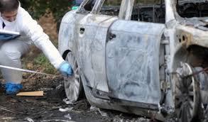 Modena, rinvenuto un cadavere carbonizzato dentro un’auto