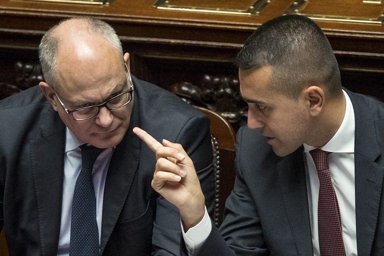 Governo, raggiunta l’intesa sulle partite iva: aliquota al 15%. Per Radio Radicale gara il 13 aprile