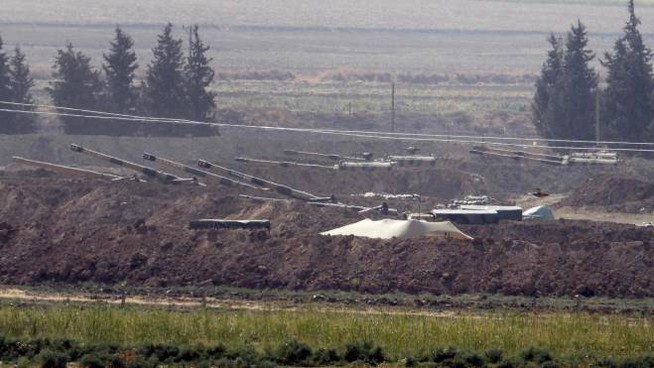 Siria, artiglieria turca in azione contro le postazioni dei curdi