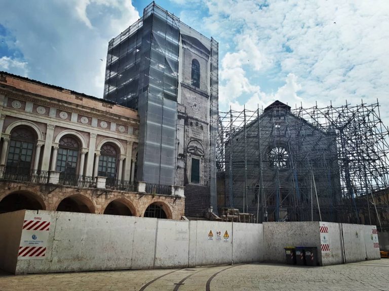 Norcia, a tre anni dal terribile terremoto la ricostruzione stenta a decollare