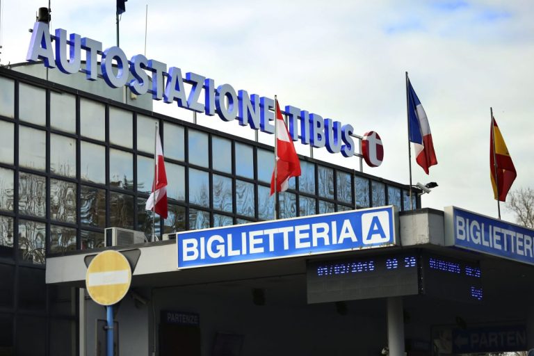 Autostazione Tibus, critiche allo spostamento all’Anagnia di parte del servizio