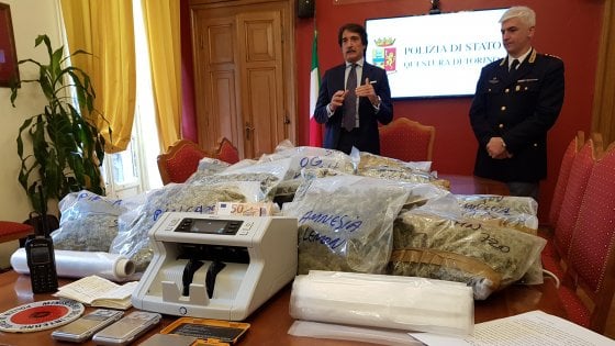 Piemonte, vasta operazione antidroga: 65 persone in manette. Sequestrati 80 chili di stupefacenti
