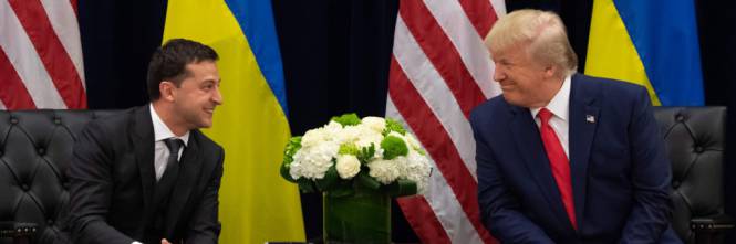 Usa, il N.Y.T afferma che il presidente Trump sapeva della ‘talpa’ sulla telefonata con il leader ucraino Zelensky