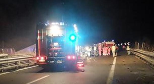 E’ strage sulle strade: tre morti e quattro feriti sull’A13 Bologna-Padova
