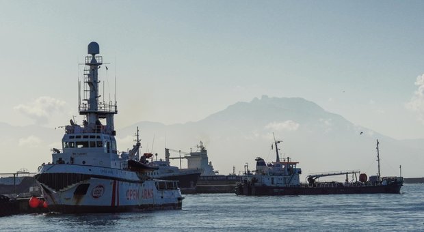 Molo San Cataldo (Taranto), ha attraccato la nave Open Arms con 62 migranti soccorsi in mare