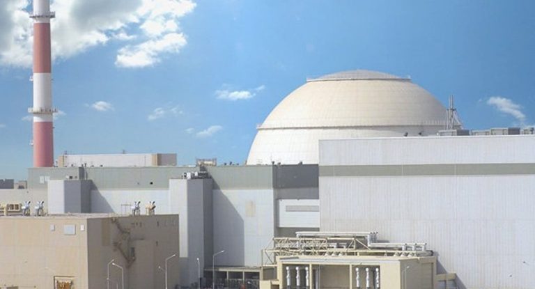Iran, al via la costruzione di un secondo reattore nucleare nella centrale di Bunshehr