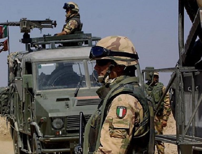 Iraq, tre dei cinque militari italiani feriti ieri sono ancora in gravi condizioni