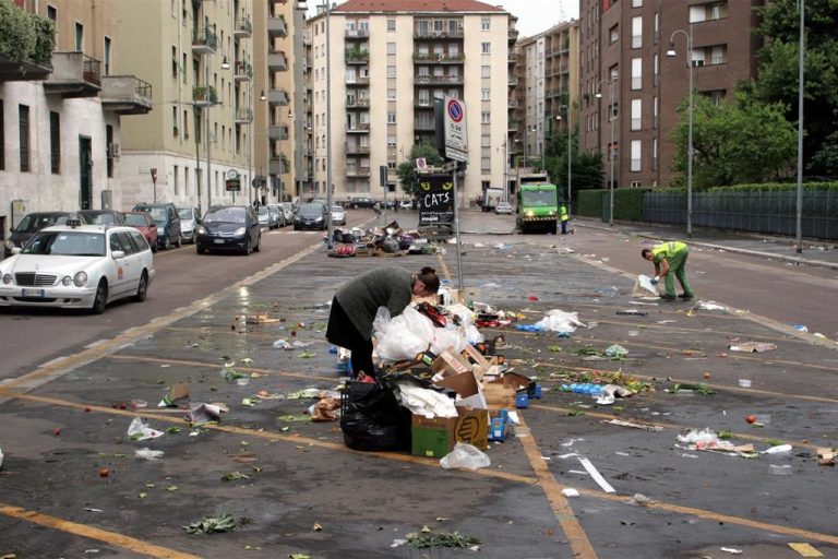 Rapporto della Caritas: in Italia cinque milioni di persone sono in povertà assoluta (l’8,4% della popolazione)