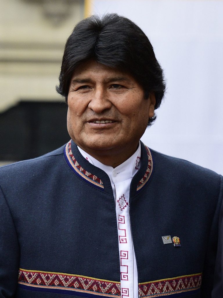 Bolivia, Evo Morales denuncia “un colpo di stato” per attentato all’ordine costituzionale