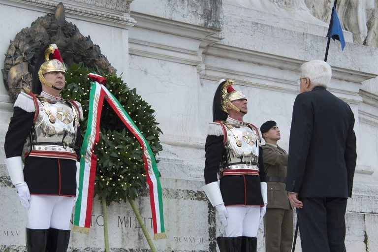 4 Novembre, il presidente Mattarella celebra la festa delle Forze Armate