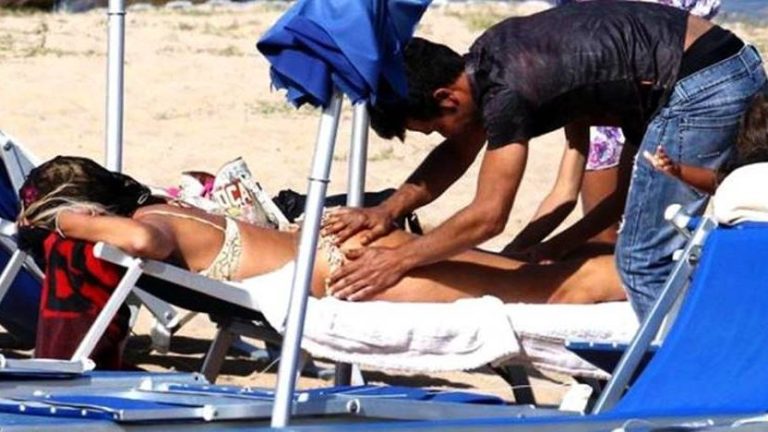 Vibo Valentia, massaggi illegali in spiaggia: daspo per un cinese e un maghrebino