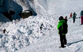 Val d’Aosta: valanga nella zona di Courmayeur: morti due sciatori