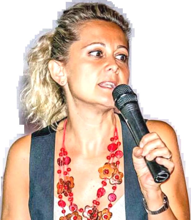 Ritiro carta e cartone, la raccomandazione: “Conferirli senza buste di plastica”