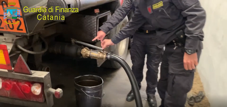 Catania, gasolio “adulterato”: blitz delle Fiamme Gialle, arrestate quattro persone