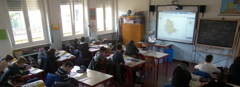 Fiorenzuola d’Adda (Piacenza), professore minaccia di bocciare gli studenti che avessero deciso di partecipare ai cortei delle ‘sardine’
