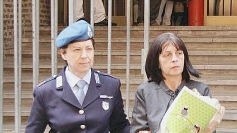 Bologna, uccise il padre 9 anni fa, il tribunale di sorveglianza gli concede la semilibertà
