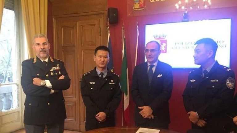 Torino, ora pattugliano anche poliziotti cinesi. Nella città la comunità asiatica è di 10mila residenti