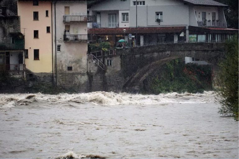 Maltempo a Genova: 19 persone hanno dovuto lasciare le loro abitazioni