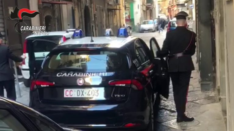 Napoli, duro colpo alla camorra: 22 arresti del clan Sibillo