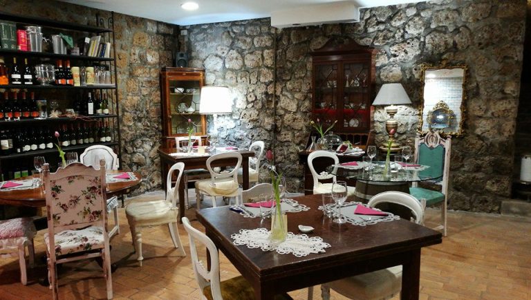 Un caffè letterario per Cerveteri, venerdì 22 da Arià ospite Marika Campeti