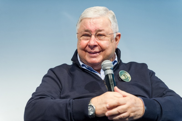 Elezioni in Calabria, l’imprenditore Pippo Callipo si candidata per il centrosinistra