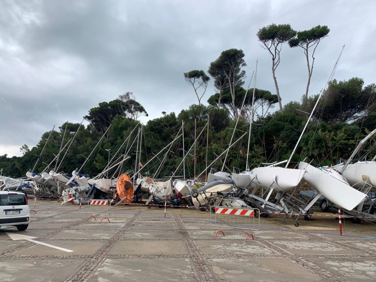 Tromba d’aria, una commissione d’indaginesul posizionamento delle barche al porticciolo