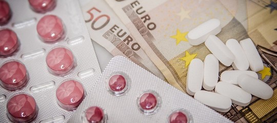 Povertà in Italia: quest’anno 473mila persone non hanno potuto comprare farmaci per problemi economici