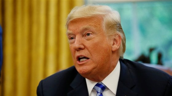 Dazi, il presidente Trump “dichiara guerra” all’Italia e alla Francia