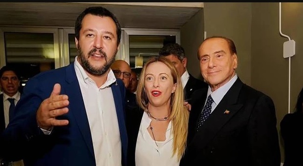 Centrodestra, trovato l’accordo tra Salvini, Meloni e Berlusconi per presentarsi uniti alle elezioni regionali
