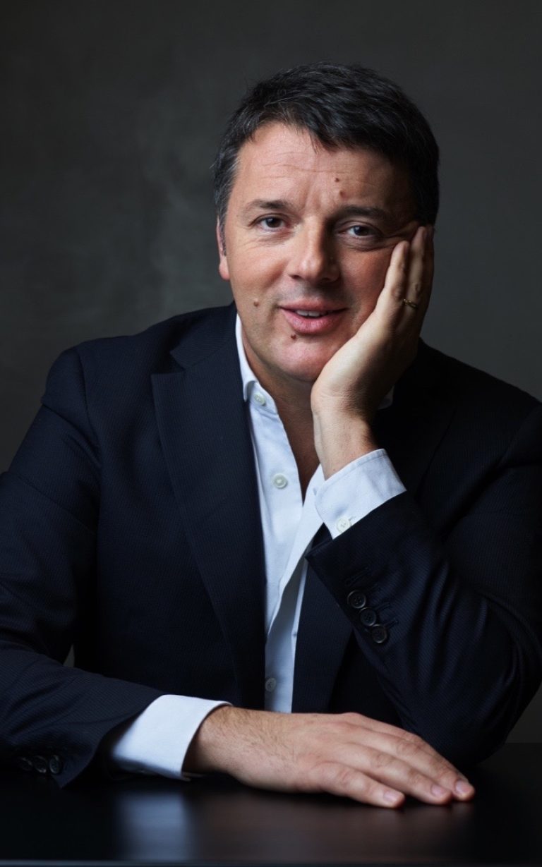 Governo, Matteo Renzi da principale critico dell’esecutivo, ora si prende tutti i meriti sulle tasse abbassate: “Battaglia vinta grazie a noi”