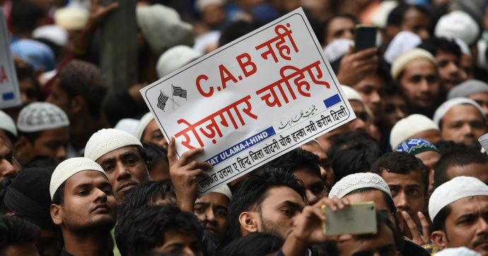 India, oltre cento arresti sulla controversa legge per la cittadinanza